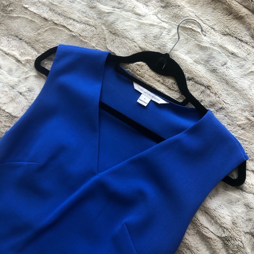 Diane Von Furstenberg Blue Sheath Dress